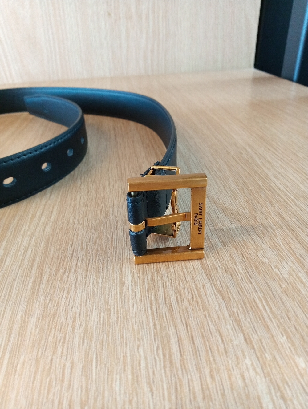 YSL Saint Laurent Black Gold Leather Belt - Picture 3 of 5